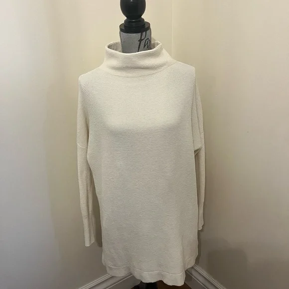 Free People Ottoman Tunic Sweater in Ecru (White), Size XS - Picture 3 of 16